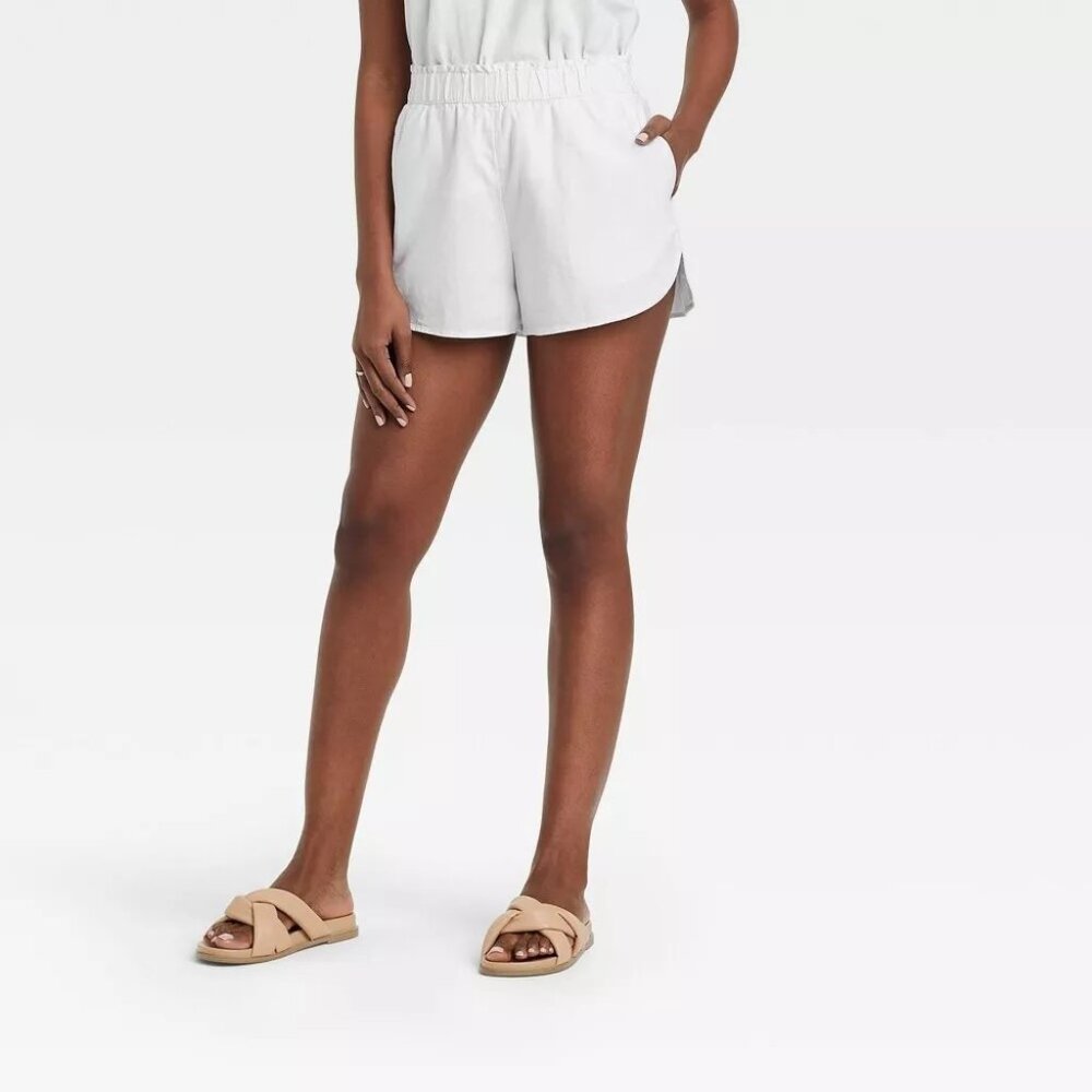 Women's Universal Thread True White High Rise Pull-on Shorts